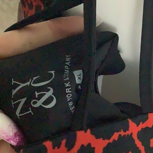 New York & Company NEW - Sz XL - smooth leopard cheetah print bra pouch smooth - Picture 4 of 7